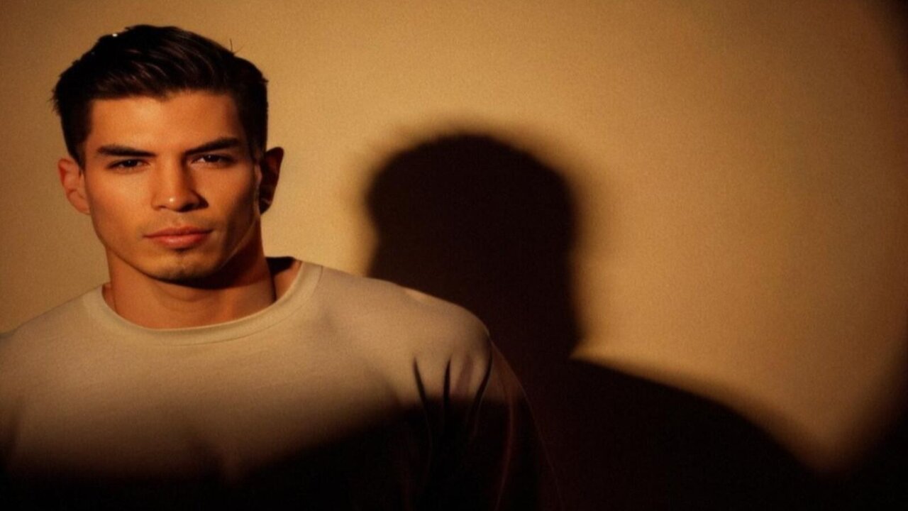 View AlexCorven Naked Private