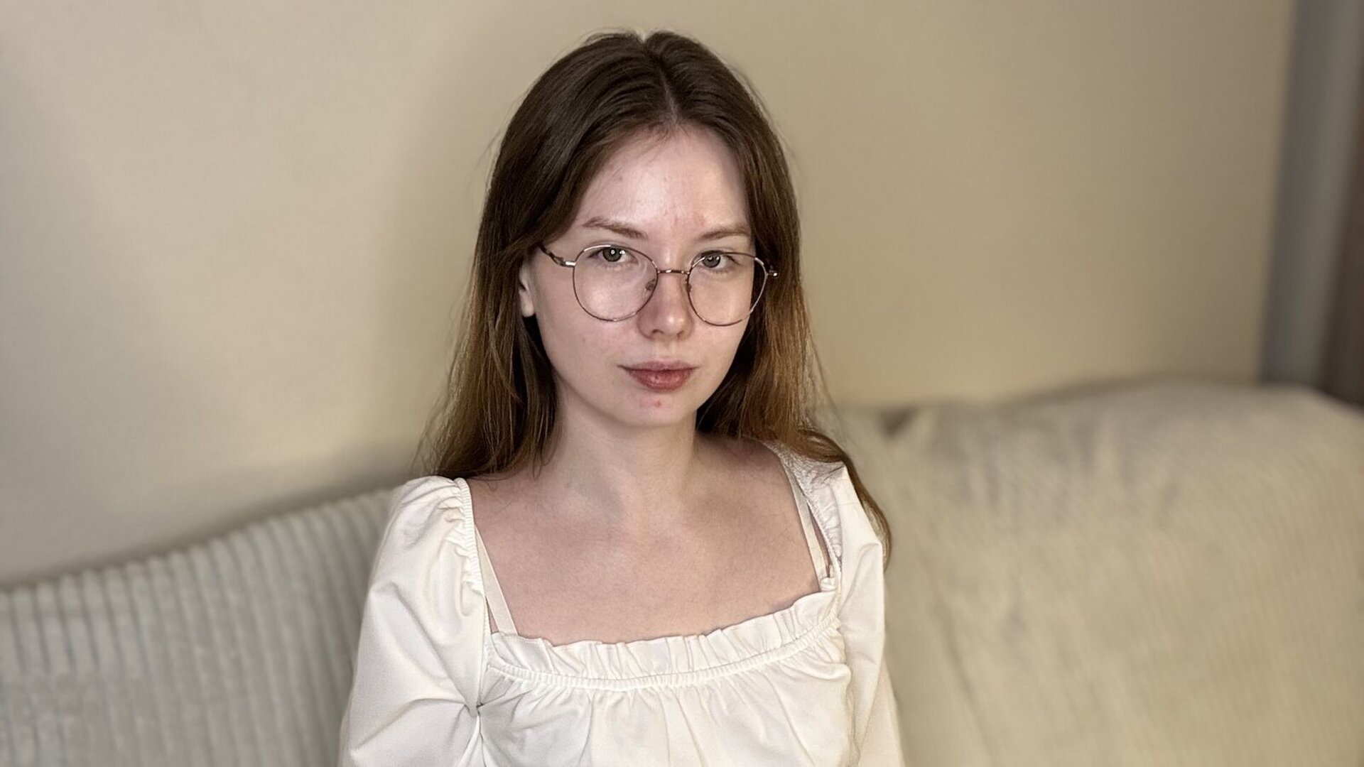 View AvgustinaPirs Naked Private