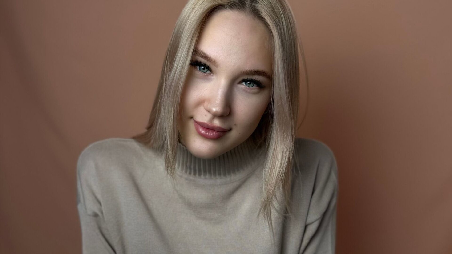 View BreckGorbett Naked Private