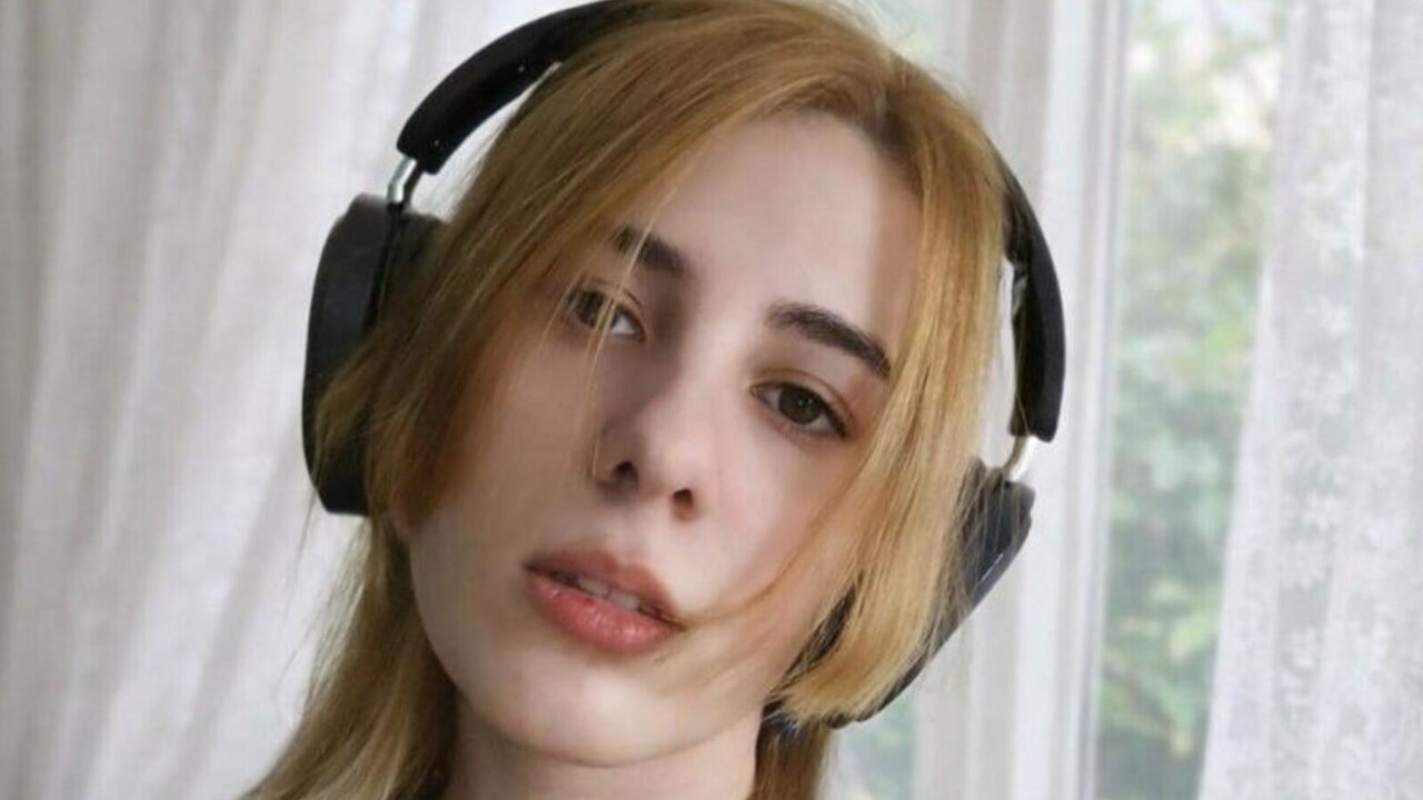 View CarlHanchett Naked Private