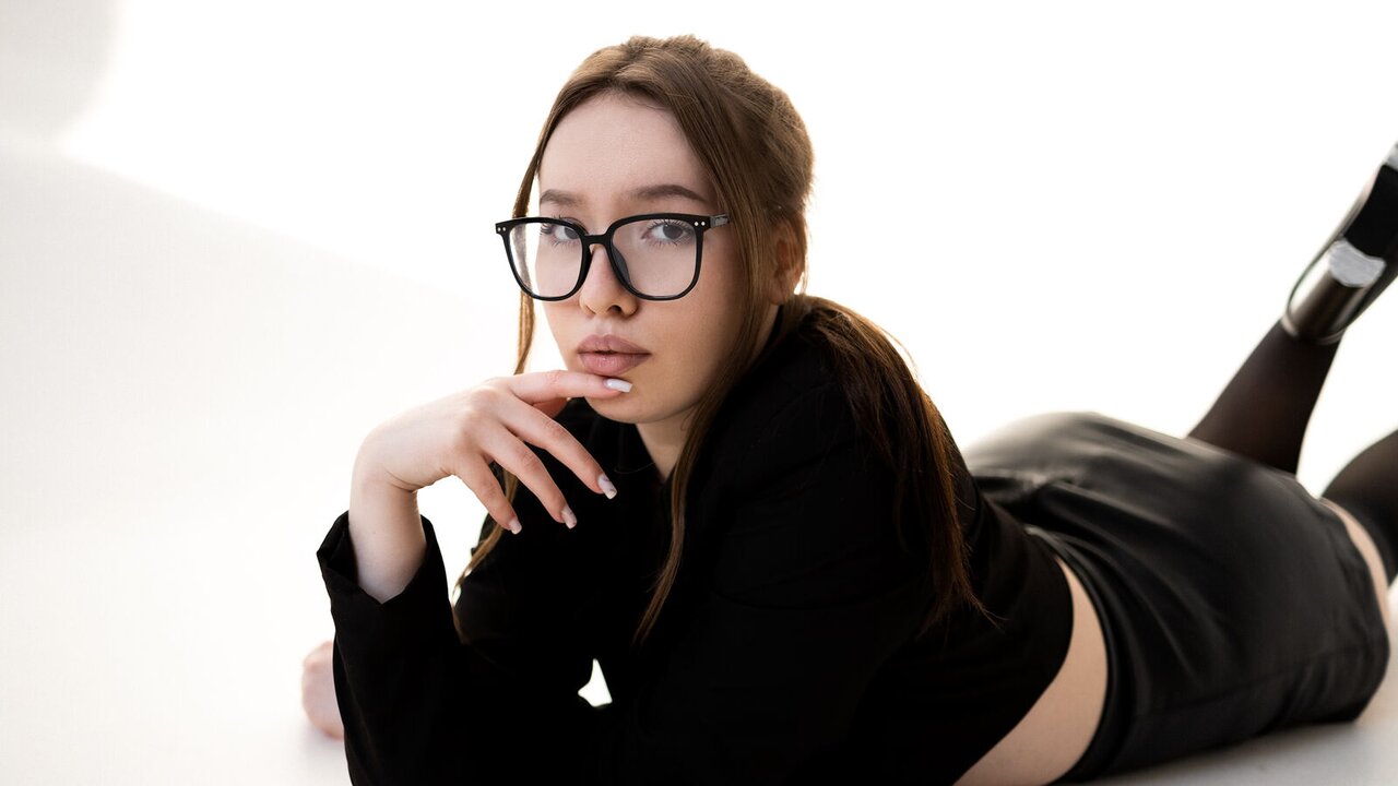 View DanielleHallock Naked Private