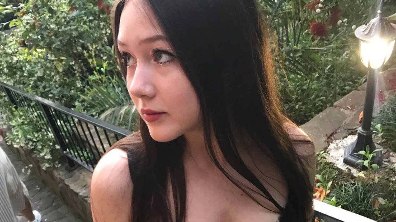 View GiannaSky Naked Private