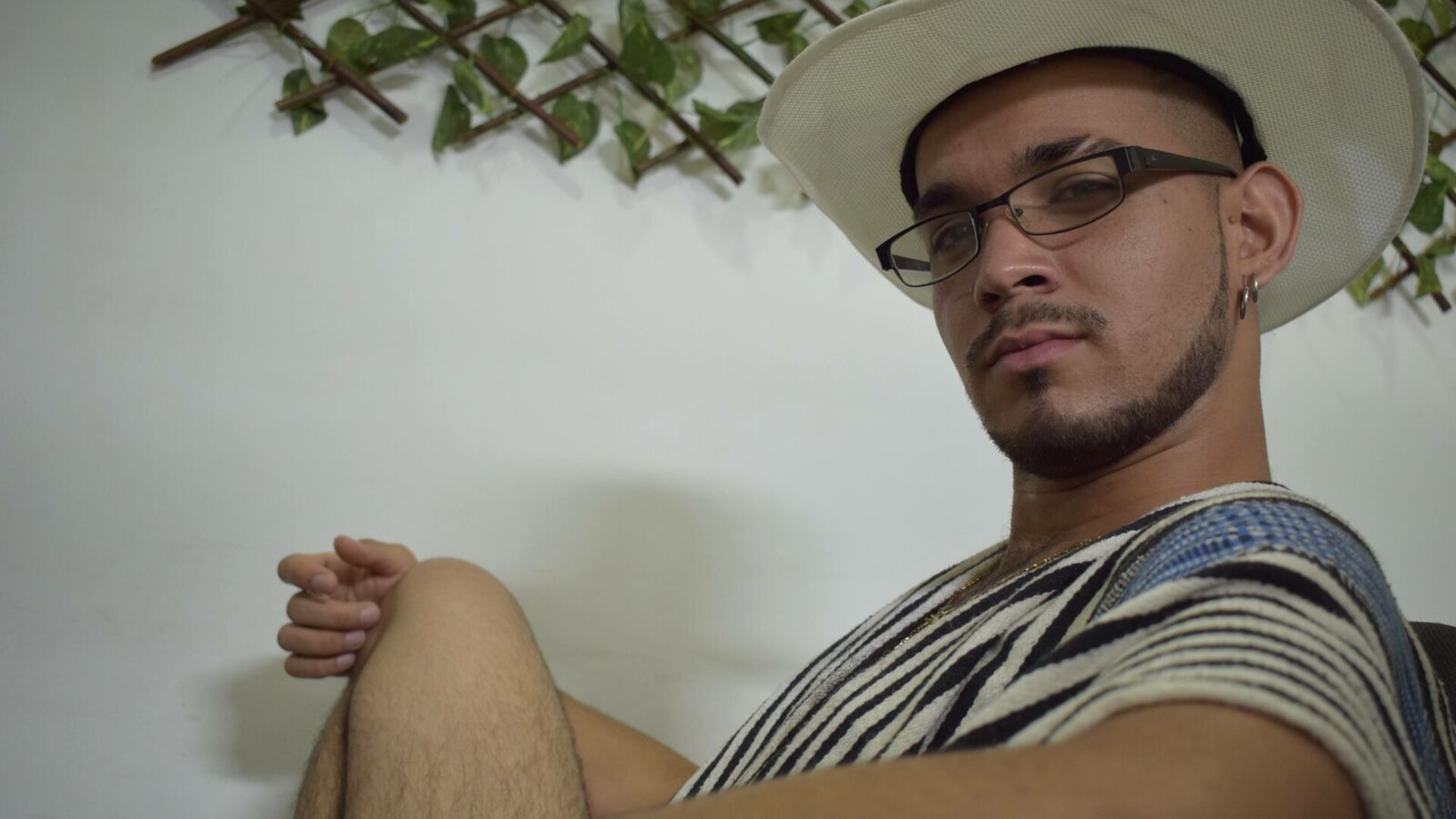 View JohnContreras Naked Private