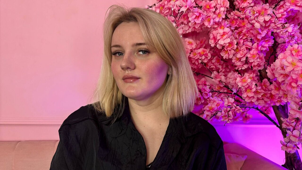 View KathyBriggs Naked Private