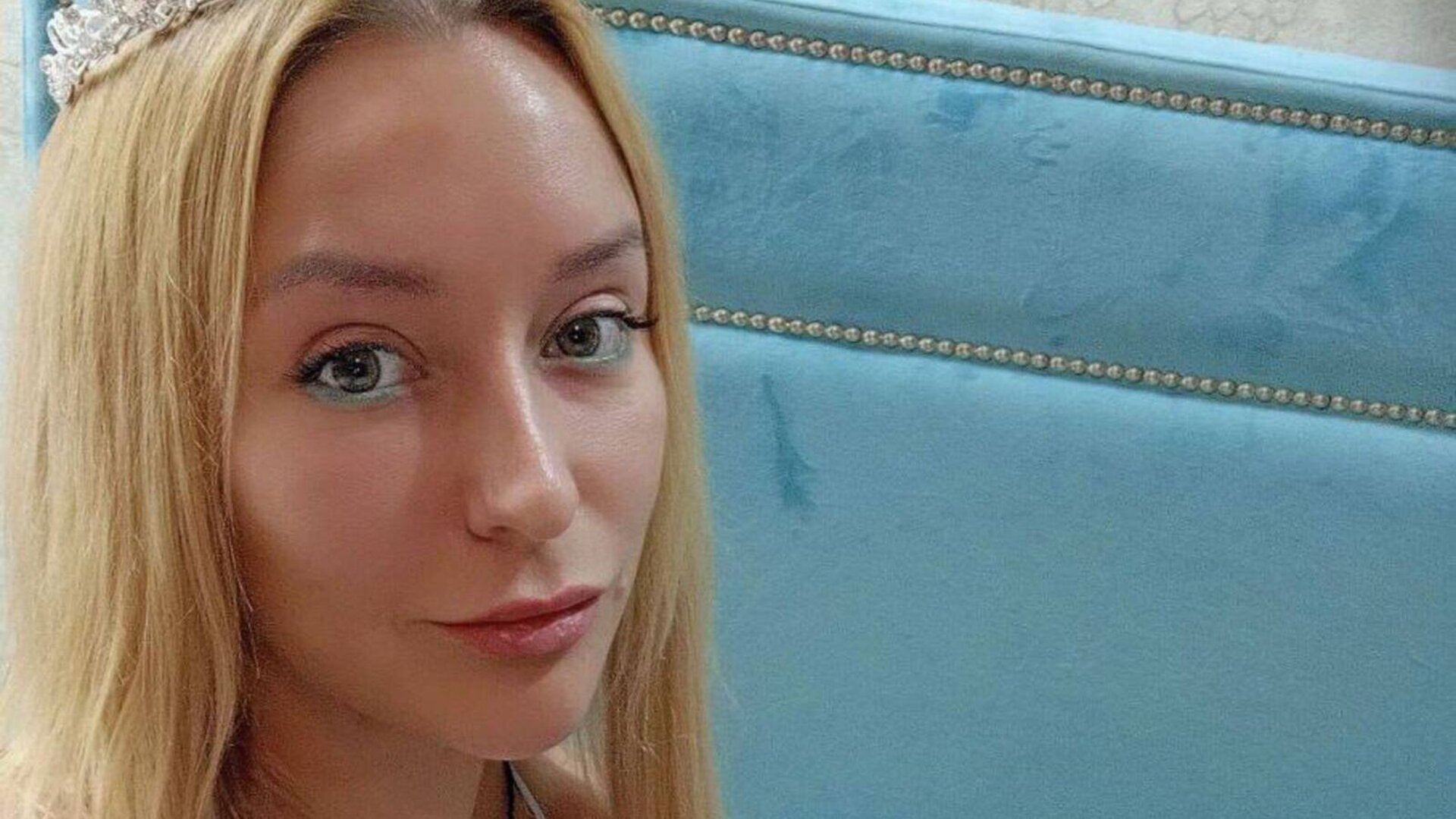 View KiraSwanl Naked Private