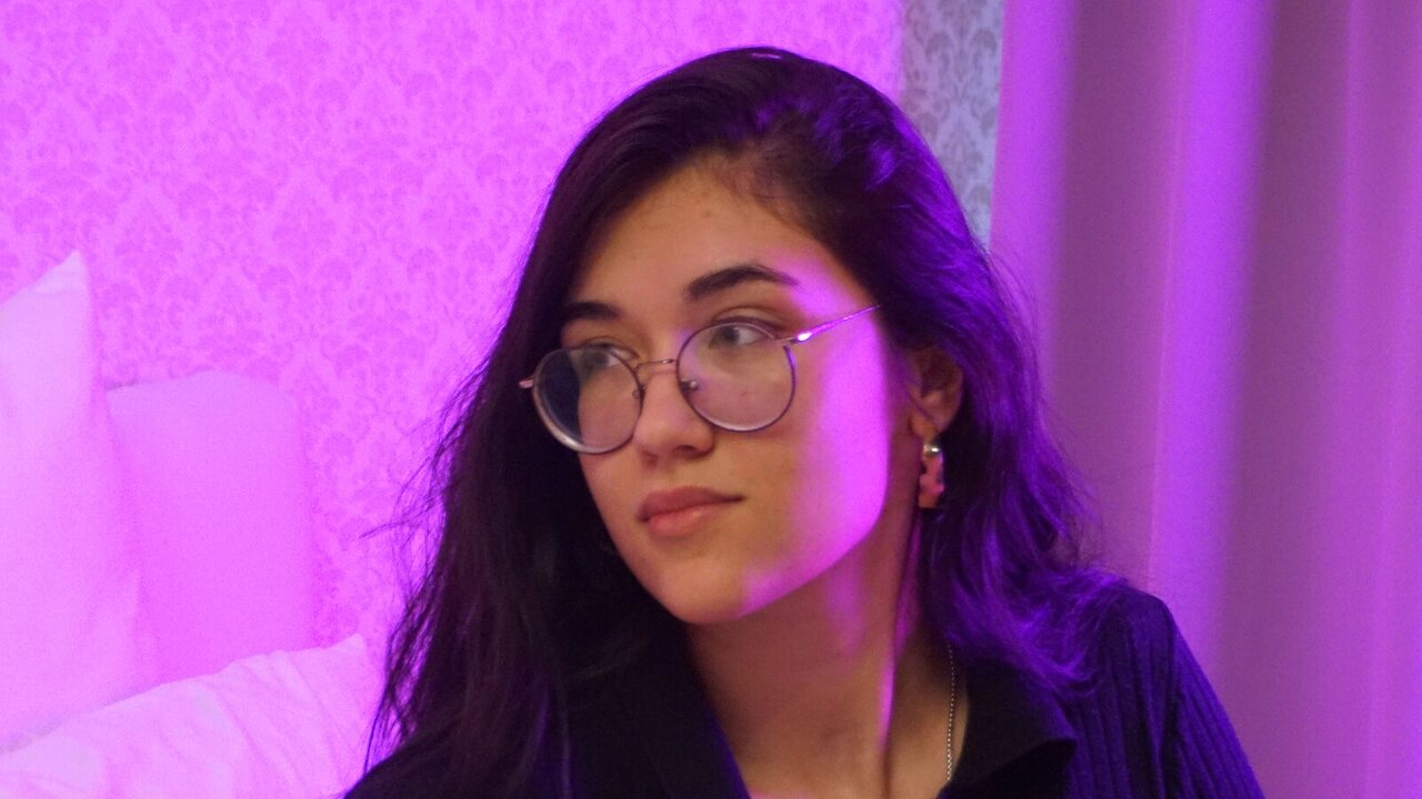 View RachelBroms Naked Private