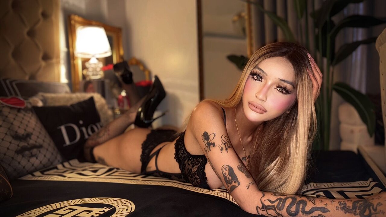 View VenusWineter Naked Private